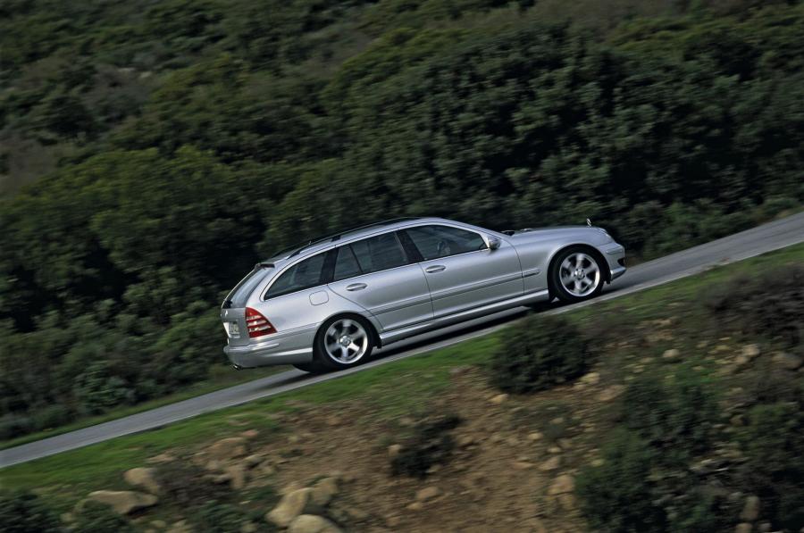  Mercedes-Benz C-Class Estate 2004 года  (фото 28 из 68)